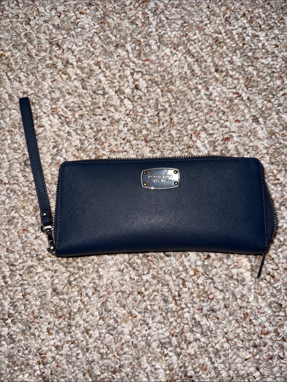 Michael Kors Larger Wallet Navy Blue